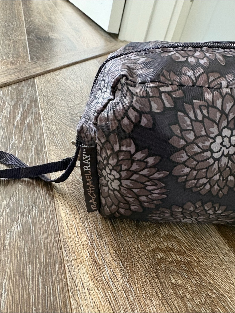 Rachael Ray compact pouch - Picture 3 of 4